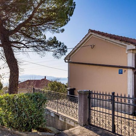 Apartment Carmen Matulji Zewnętrze zdjęcie